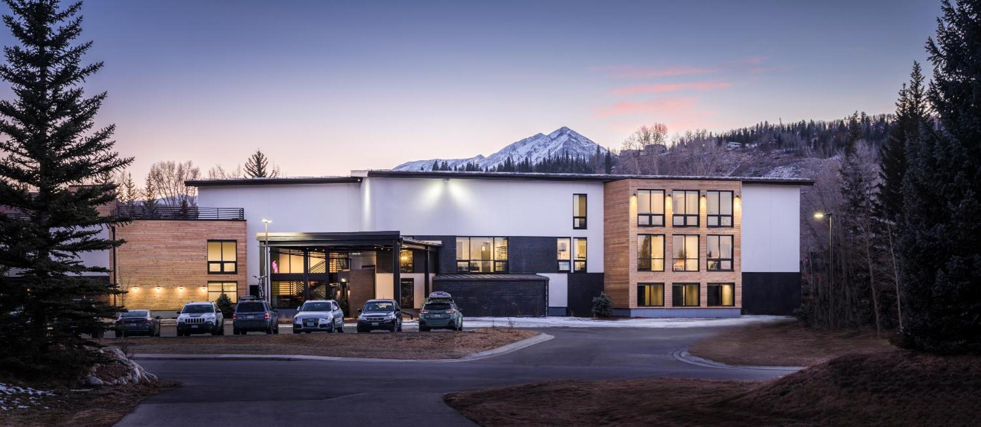 The Block Hotel & Commons Silverthorne Exterior photo